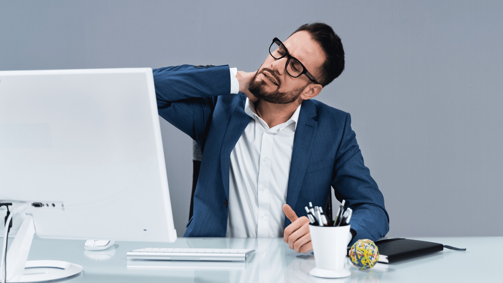 Chiropractor or Massage Therapist: Which is Best for Neck Pain?